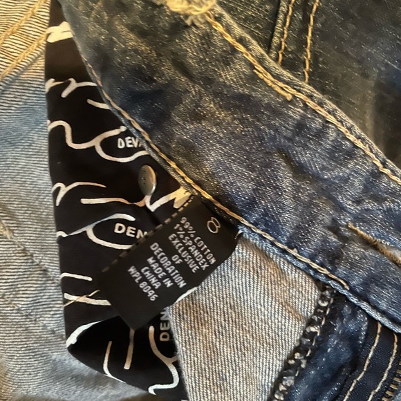 INC Sequins embellished distressed jeans, size 8 - Picture 2 of 4